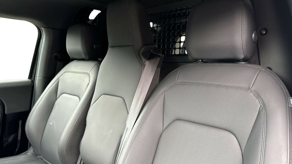 Land Rover Defender 90 3.0 D250 Hard Top S YJ74ZDU Black #4