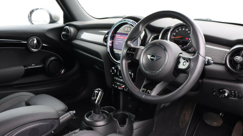 Mini Hatch 1.5 Cooper Exclusive Premium NC72GJX Black #6