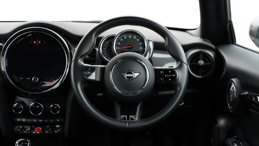 Mini Hatch 1.5 Cooper Exclusive Premium NC72GJX Black #5