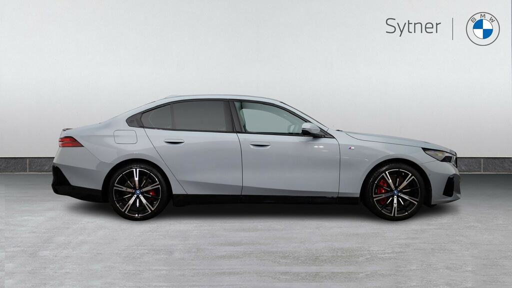 BMW i5 250Kw Edrive40 M Sport Pro 84Kwh Grey #3