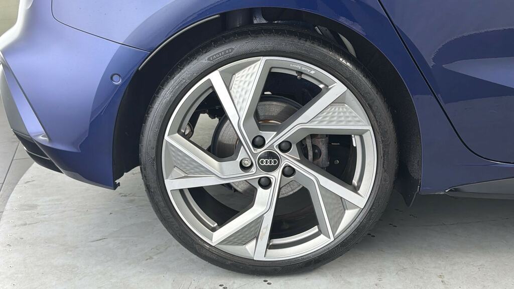 Audi A3 35 Tfsi Black Edition S Tronic Tech Pack GD24HYU Blue #5