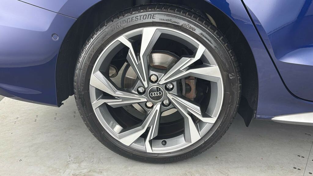 Audi A3 35 Tfsi S Line S Tronic Comfortsound KD23HNO Blue #5