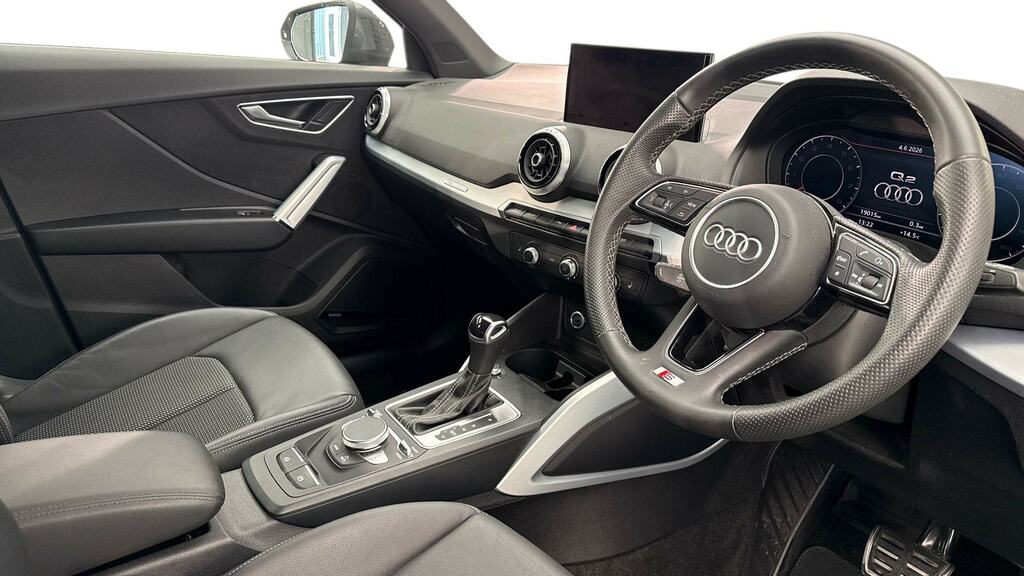 Audi Q2 35 Tfsi S Line S Tronic Cs MJ23FVB Grey #6