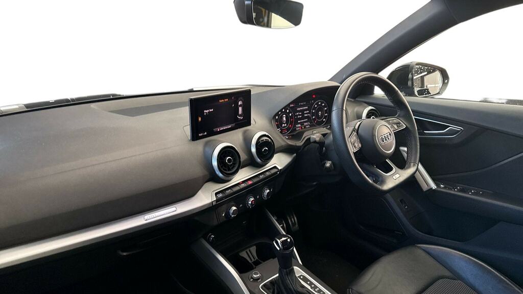 Audi Q2 35 Tfsi Black Edition S Tronic Cs FM22EGK Grey #2