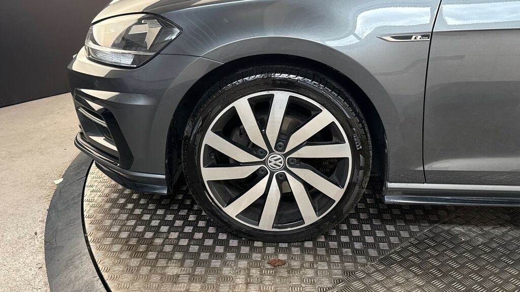 Volkswagen Golf 1.5 Tsi Evo 150 R-line BF19ZRJ Grey #5