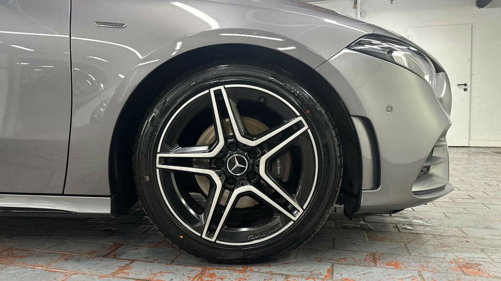 Mercedes-Benz A Class A200 Amg Line Executive Edition YG22UBP Grey #5