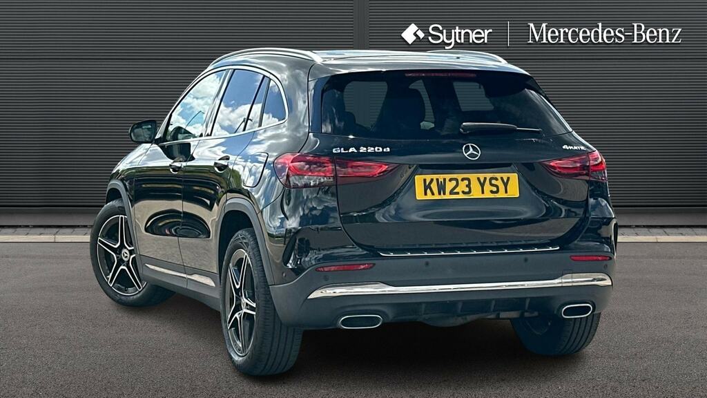 Mercedes-Benz GLA Class Gla 220D 4Matic Amg Line Premium KW23YSY Black #2