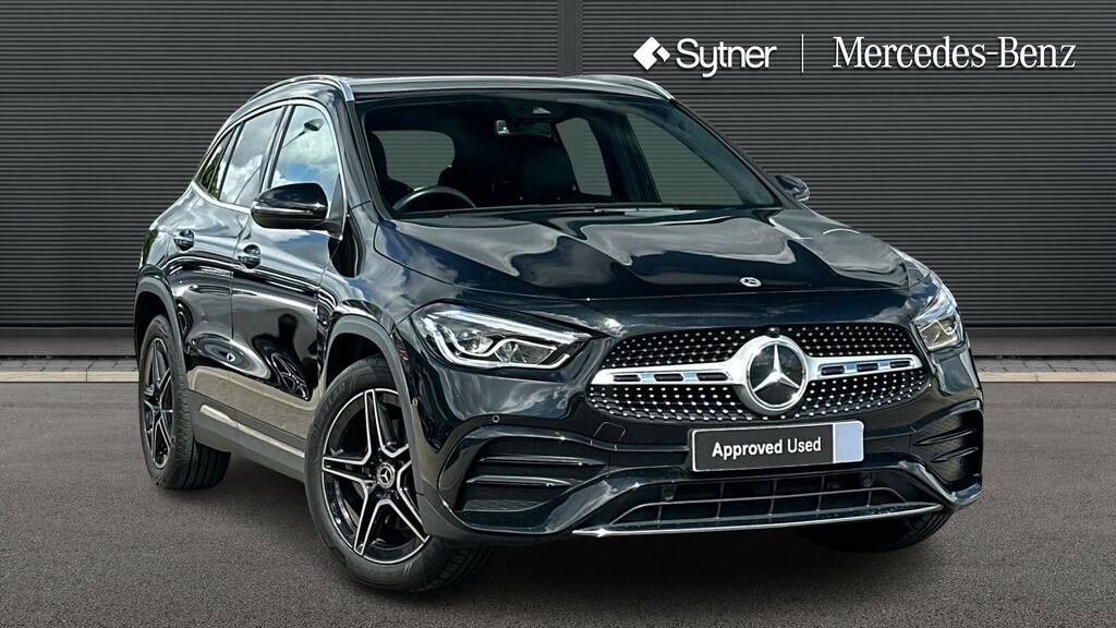 Mercedes-Benz GLA Class Gla 220D 4Matic Amg Line Premium Black
