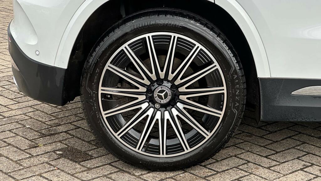 Mercedes-Benz GLA Class Gla 220D 4Matic Amg Line Premium Plus A19CGR White #5