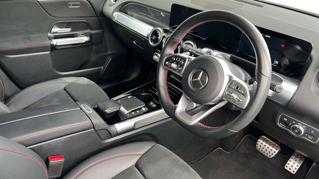 Mercedes-Benz GLB Class Glb 200 Amg Line 7G-tronic LS71AEG White #3