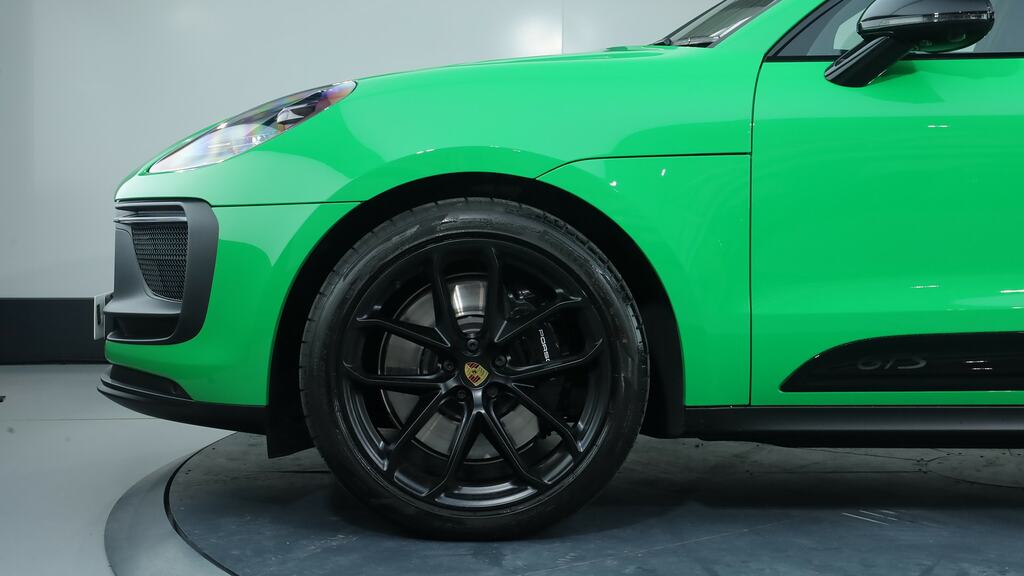 Porsche Macan Gts Pdk Green #3