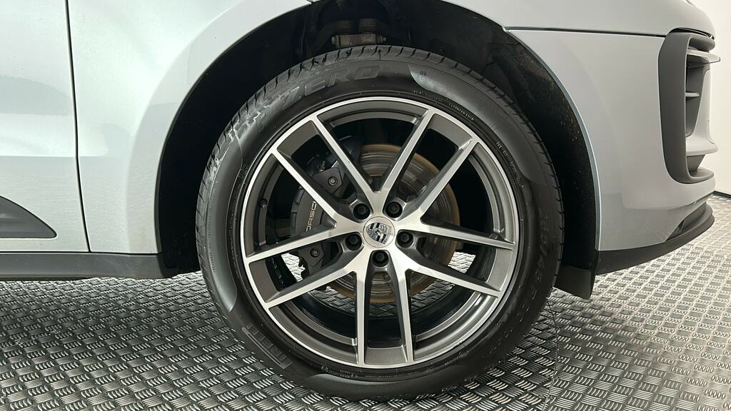 Porsche Macan 5dr Pdk VA23ASV Silver #6