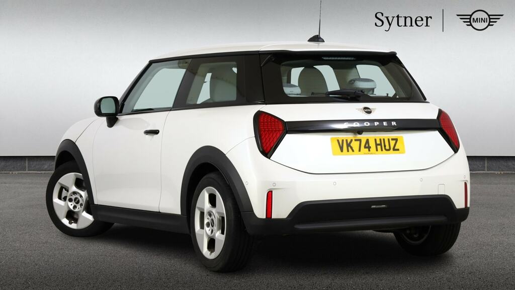 Mini Hatch 1.5 C Classic VK74HUZ White #2