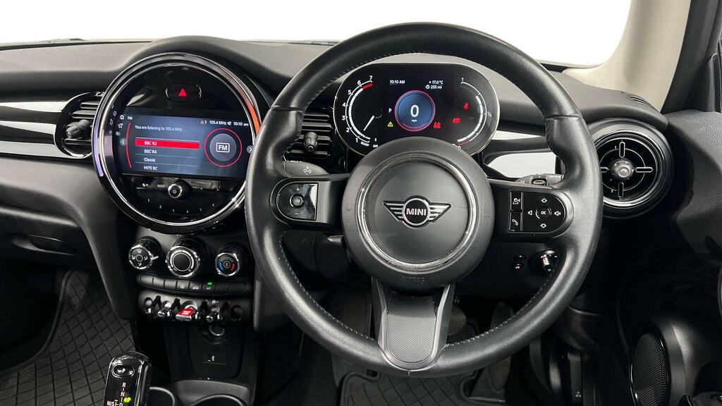 Mini Hatch 1.5 Cooper Classic Nav Pack YD21GSL Red #5