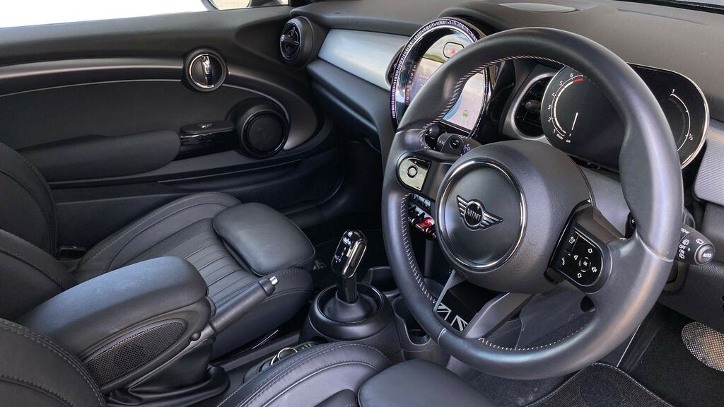 Mini Hatch 2.0 Cooper S Exclusive Comfortnav Pack GV71KZK Grey #6