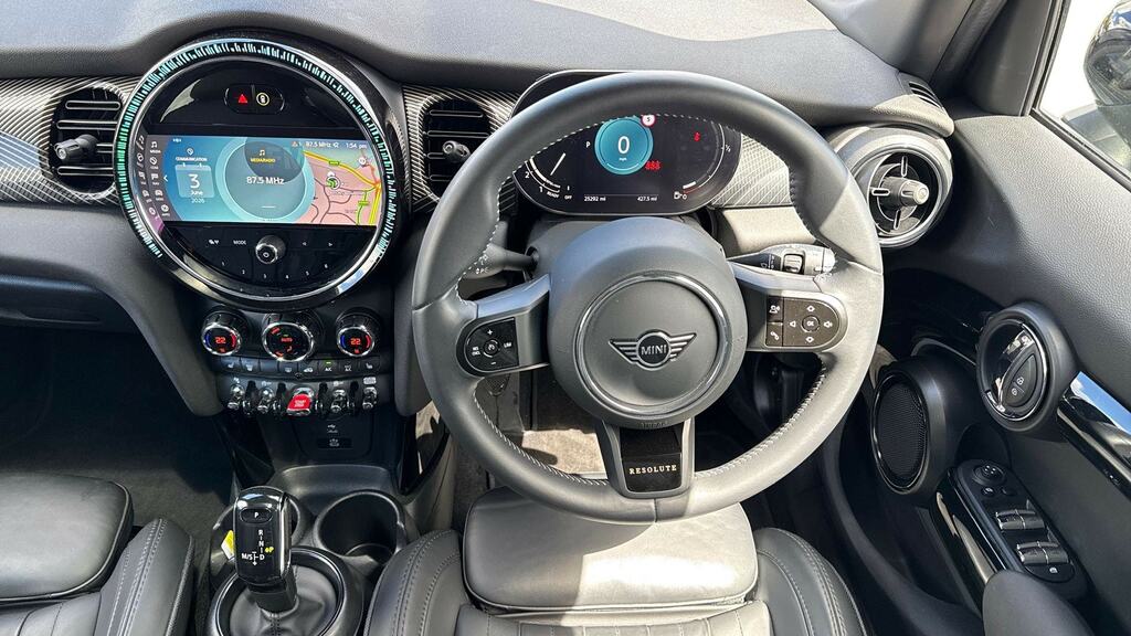 Mini Hatch 1.5 Cooper Resolute Edition Premium Plus VF23KWH Green #5