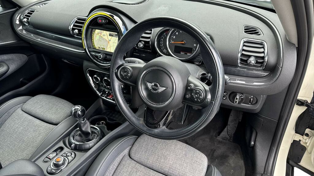 Mini Clubman 1.5 Cooper 6Dr Chili Pack White #6