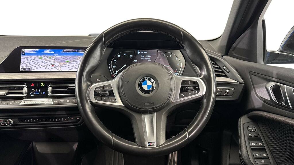 BMW 1 Series 118I M Sport Step LG70LHO Blue #5