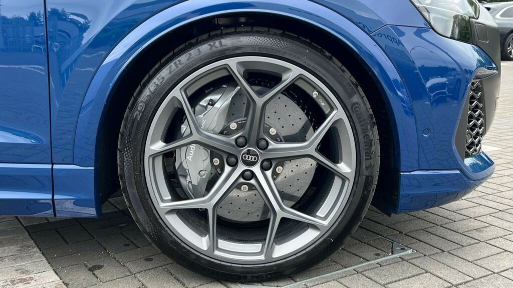 Audi RSQ8 Tfsi 640 Quattro Perform Carbon Black Tiptron Blue #5