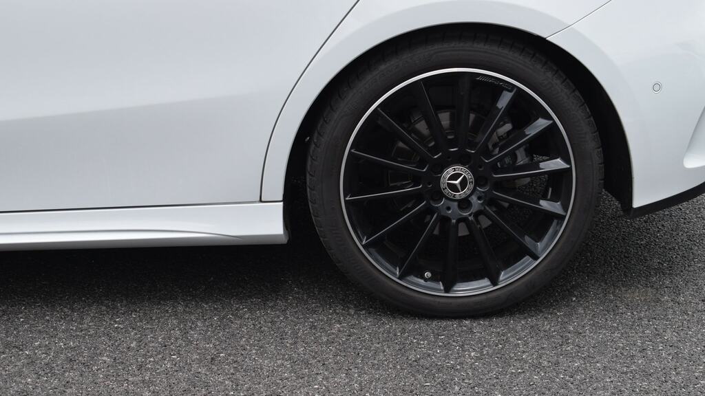 Mercedes-Benz A Class A200 Amg Line Premium Plus Night Edition WX72VDJ White #5