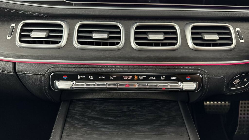 Mercedes-Benz  Cla 250E Amg Line Executive Tip Black #31