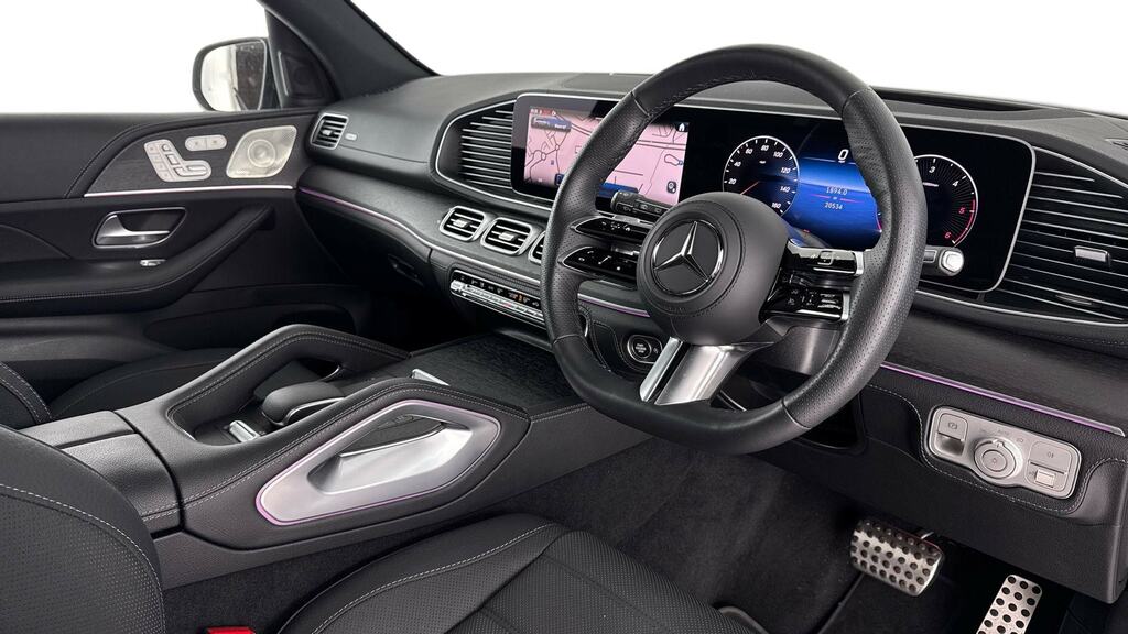Mercedes-Benz  Cla 250E Amg Line Executive Tip Black #3