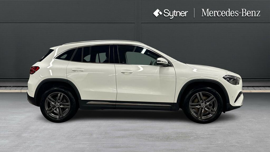 Mercedes-Benz GLA Class Gla 180 Sport Edition LM25ODC White #4