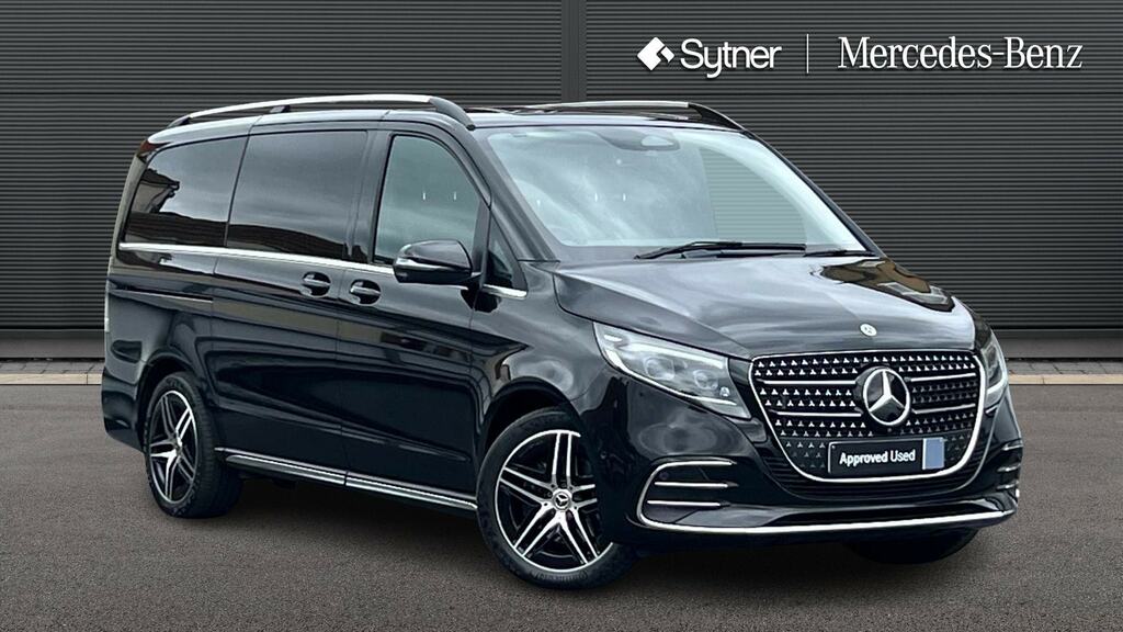 Mercedes-Benz V Class V300 D Premium Amg Line 9G-tronic Long Black