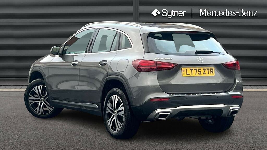 Mercedes-Benz GLA Class Gla 200 Sport Executive Grey #2