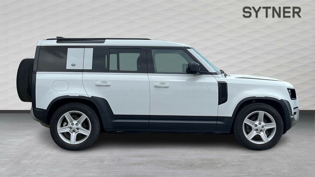 Land Rover Defender 110 2.0 D240 Se 110 OY70UEU White #5