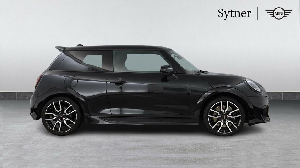 Mini Hatch 1.5 C Sport Level 2 YE74OVD Black #3