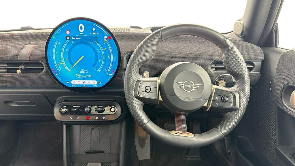 Mini Hatch 1.5 C Sport Level 2 YE74OVD Black #5