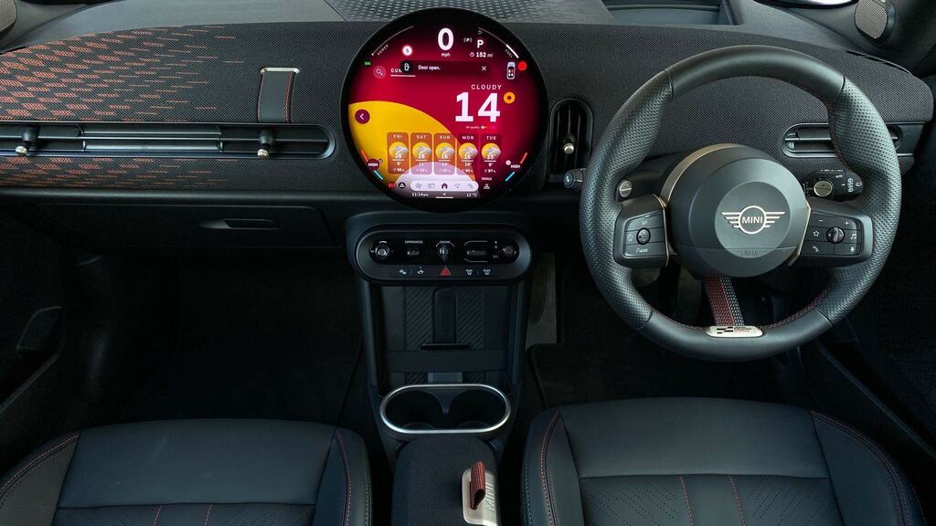 Mini Hatch 1.5 C Sport Level 3 YJ25ADC Red #4