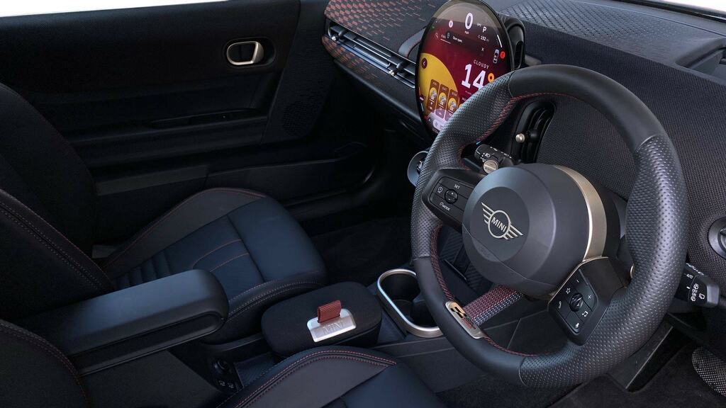 Mini Hatch 1.5 C Sport Level 3 YJ25ADC Red #6
