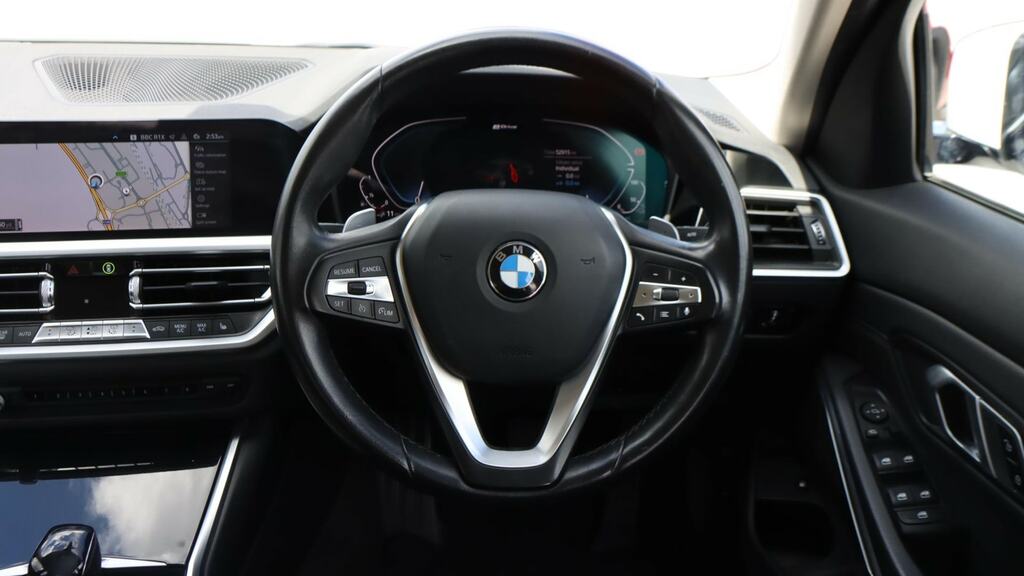 BMW 3 Series 330E Sport Pro FG70UXO White #5