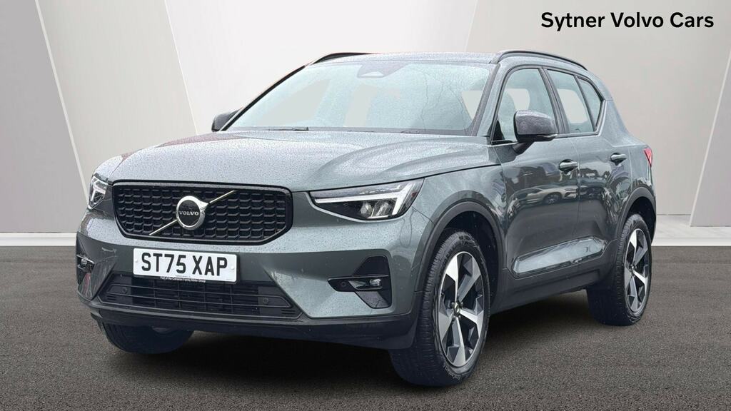 Volvo XC40 2.0 B4p Plus Dark ST75XAP Green #6