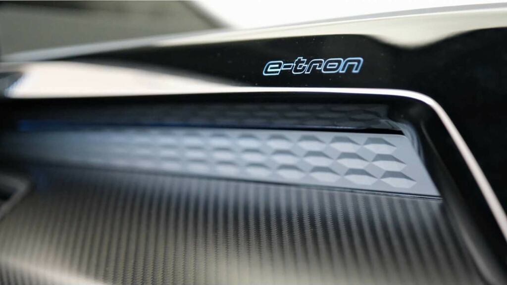 Audi Rs E-Tron Gt 93.4Kwh Quattro Grey #25