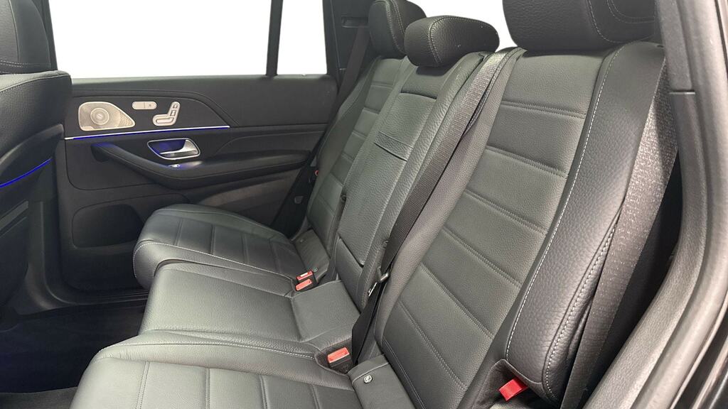 Mercedes-Benz  300E Amg Line Premium Plus 9G-tronic Black #12
