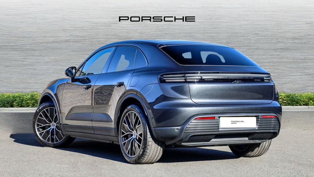 Porsche Macan 265Kw 100Kwh FJ26XVF Grey #2