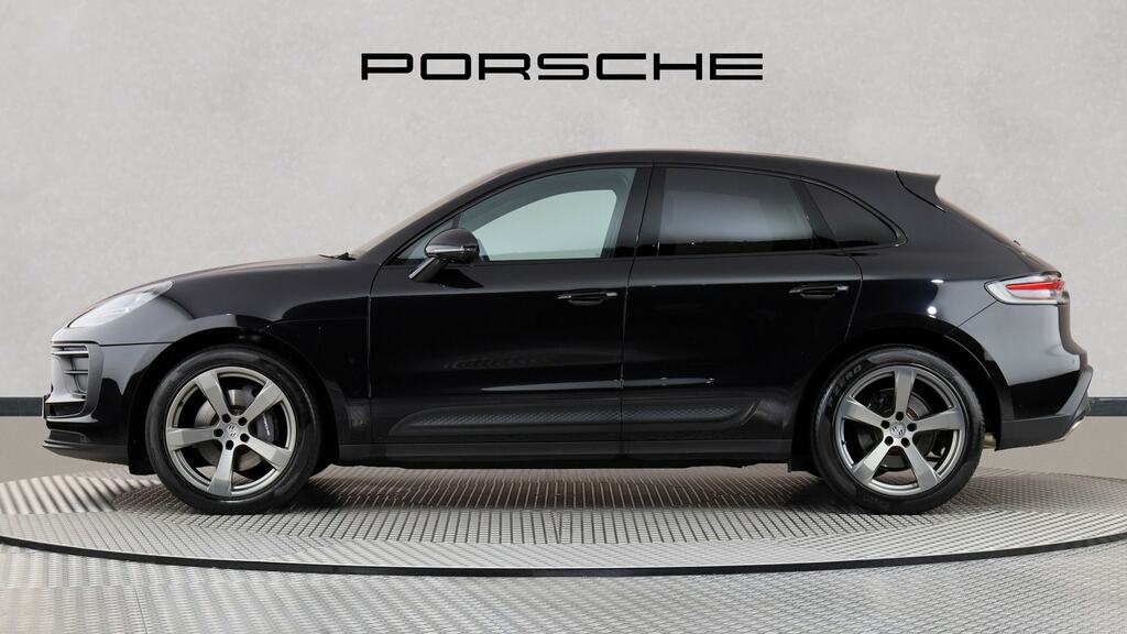 Porsche Macan 5dr Pdk K4EJP Black #3