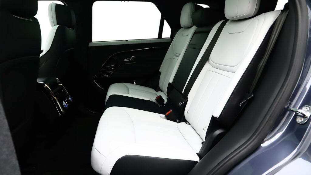 Land Rover Range Rover Sport 4.4 P530 V8 KR25RZV Grey #4