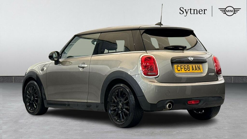 Mini Hatch 1.5 Cooper Classic II CF68AAN Silver #2