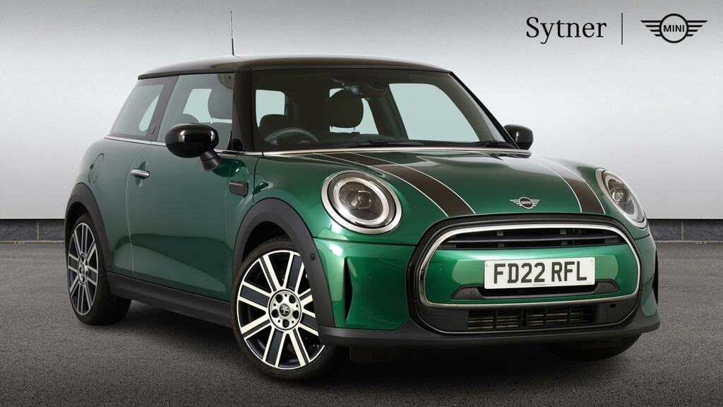 Mini Hatch 1.5 Cooper Exclusive Comfortnav Pack Green