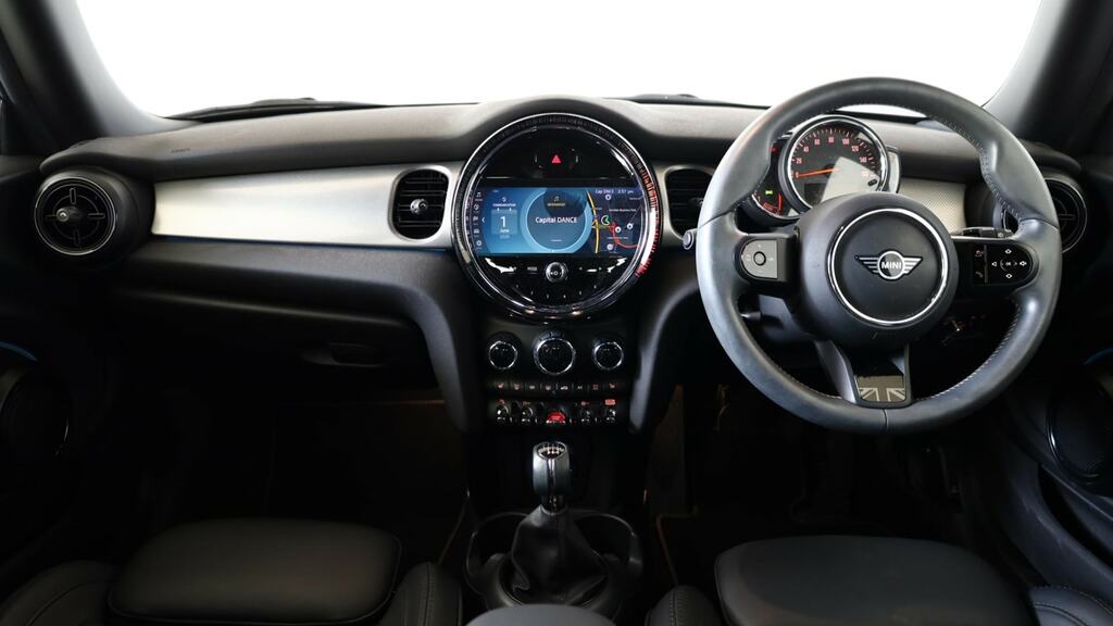 Mini Hatch 1.5 Cooper Exclusive Comfortnav Pack FD22RFL Green #4