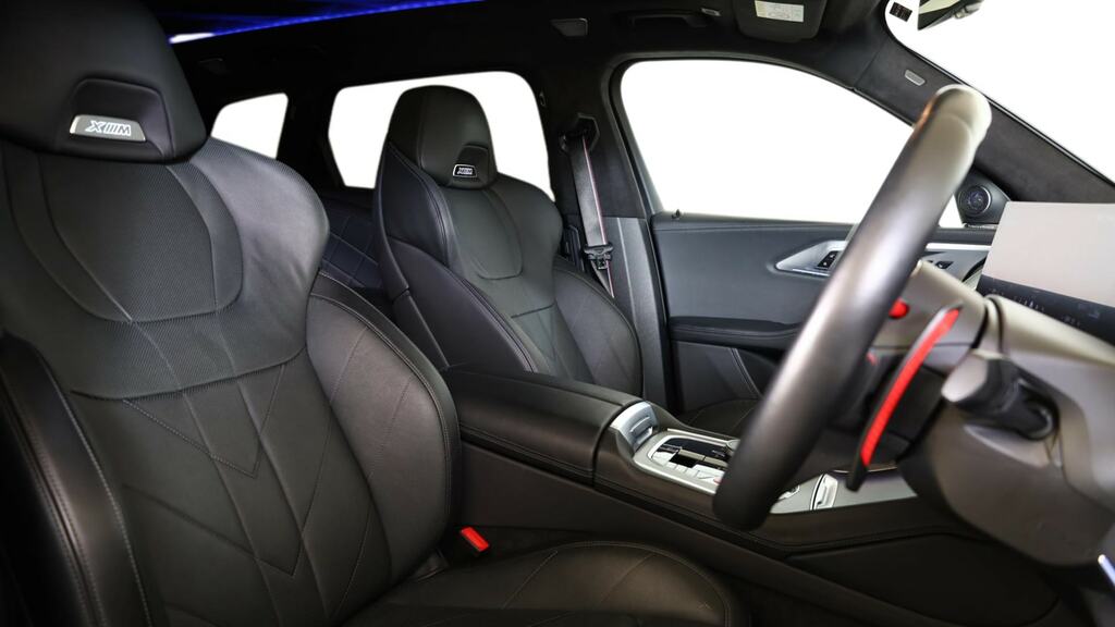 BMW XM 50E Blue #11
