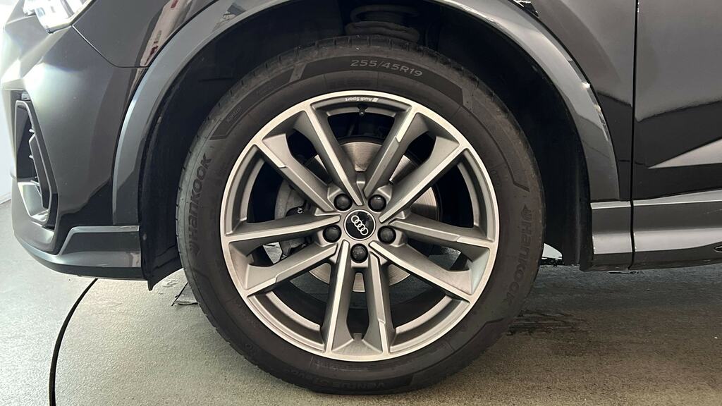 Audi Q3 35 Tfsi Black Edition S Tronic Cs Pack FH71OAS Black #5