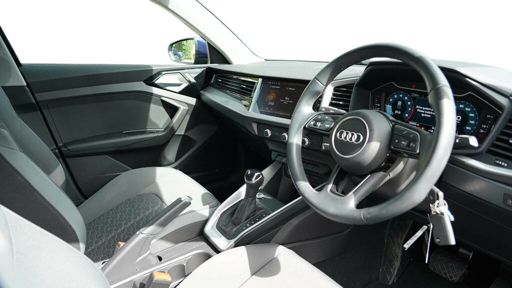 Audi A1 25 Tfsi Sport S Tronic YP72ZHN Blue #6