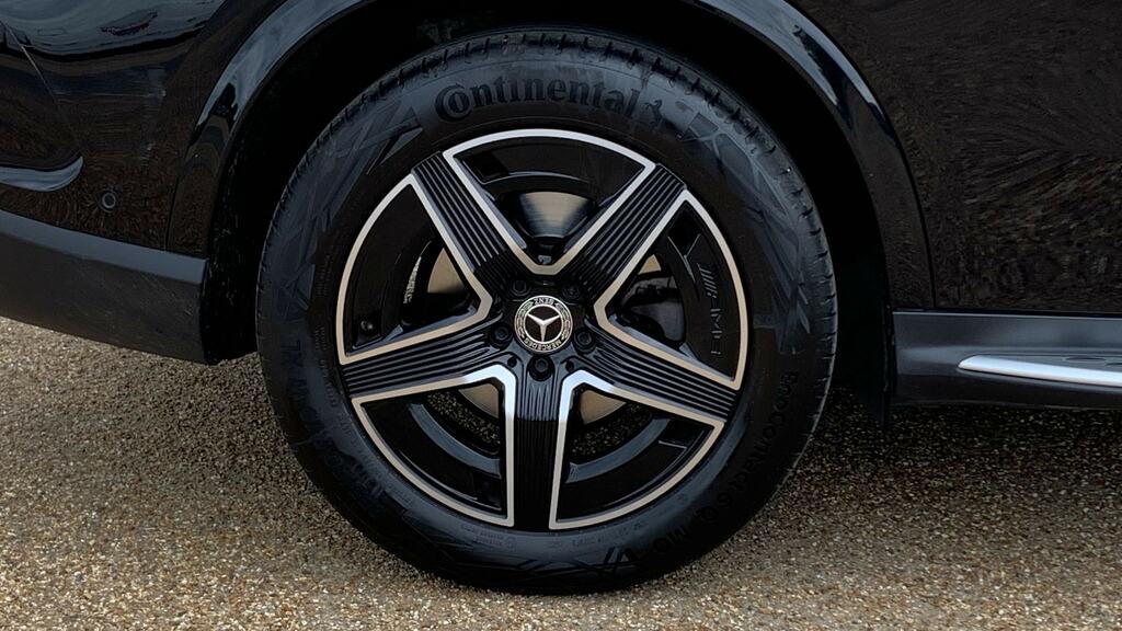 Mercedes-Benz GLC Class Glc 300 4Matic Amg Line 9G-tronic KU73NUK Black #5