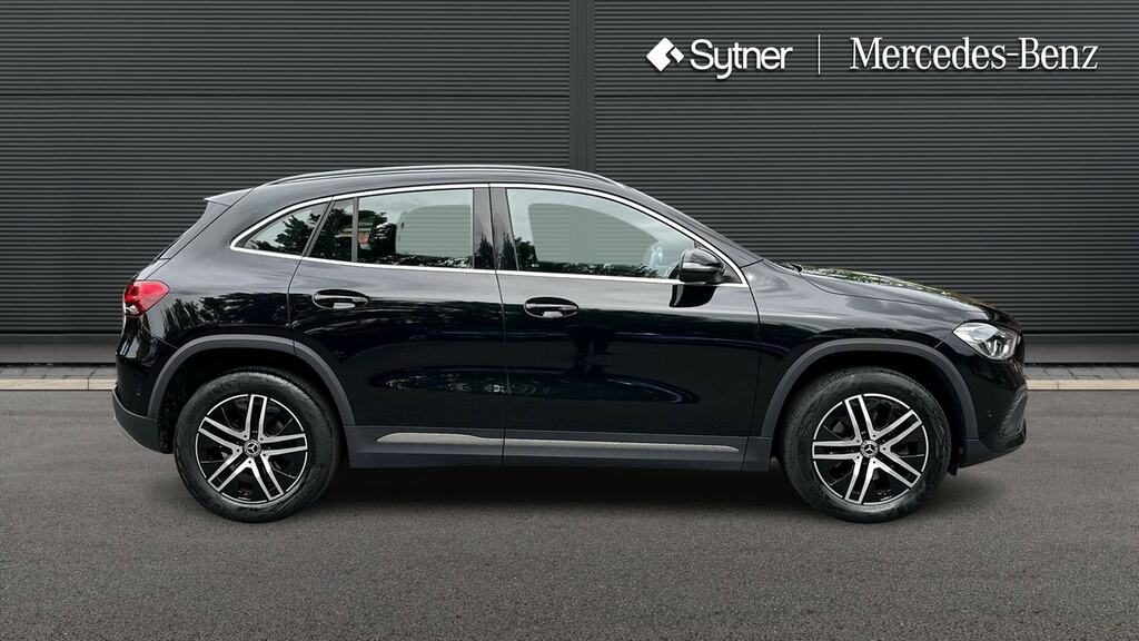 Mercedes-Benz GLA Class Gla 200D Sport Executive MJ23UKW Black #4