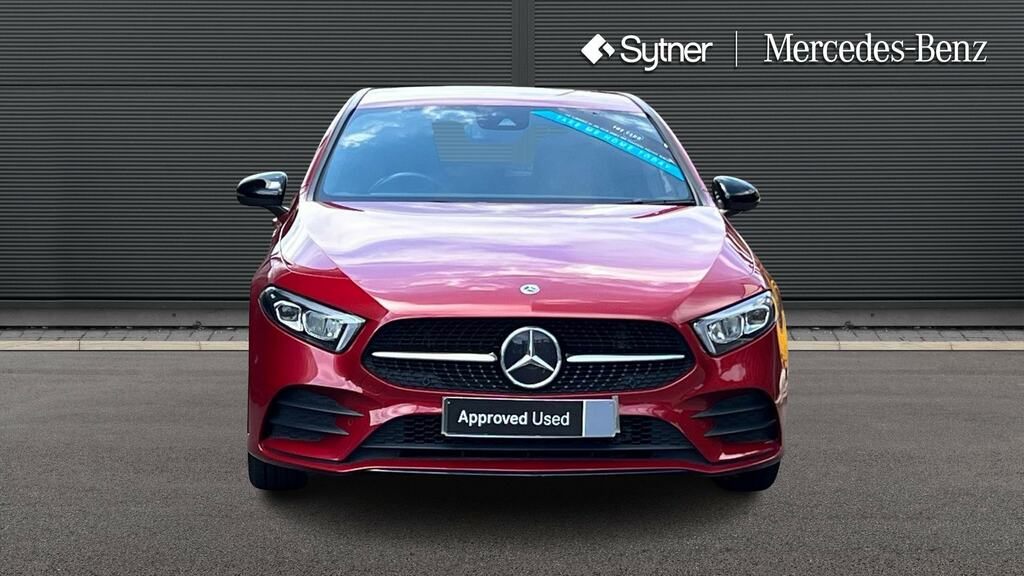 Mercedes-Benz A Class A180 Amg Line Executive Edition Red #6